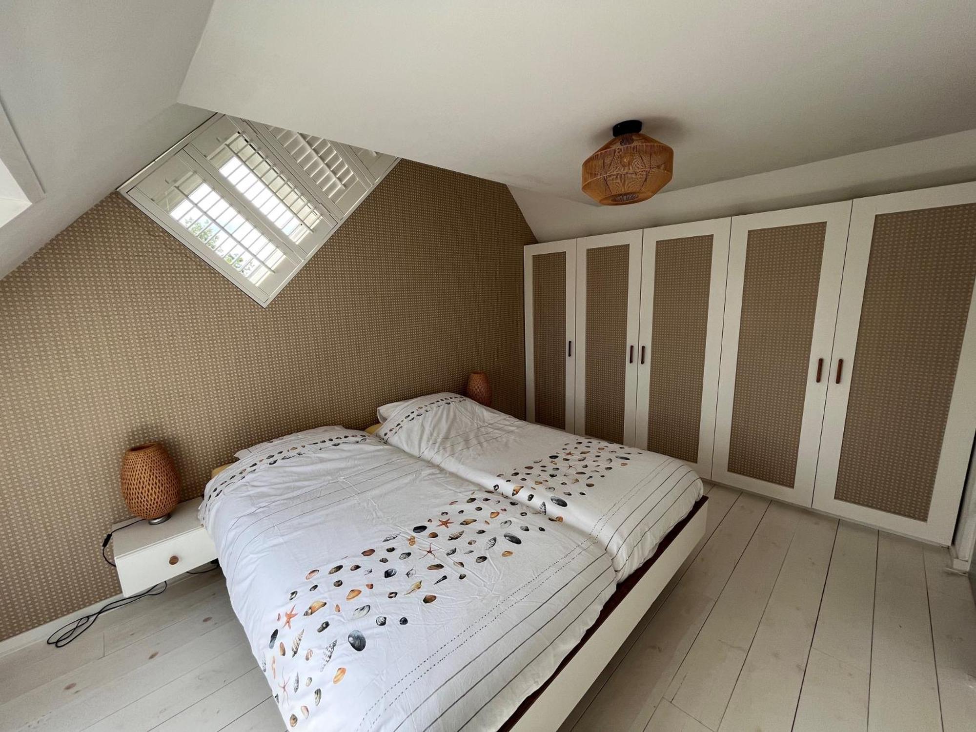 Cosy Vacation Home With Large Fenced Garden Броунисе Екстериор снимка